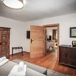 Mantinger- Style - Blick- Tradition * Kitzbühel